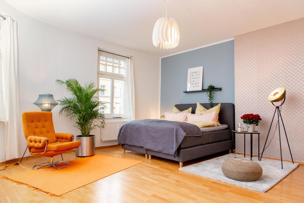 Kassberg Apartment Im Retro-Stil / Netflix & Wifi เคมนิตซ์ ภายนอก รูปภาพ
